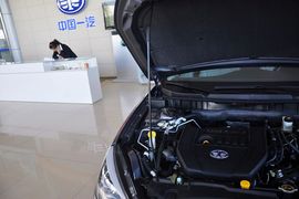   2012款奔腾B90 2.0L手动豪华型到店实拍