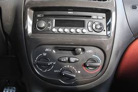   2013款C2 Cross 1．4L 手动运动型到店实拍