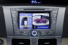   2013款比亚迪M6
