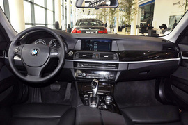   2012款宝马528i xDrive豪华型