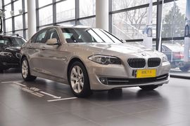   2012款宝马528i xDrive豪华型