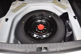   2013款丰田卡罗拉1.6L GL自动至酷版