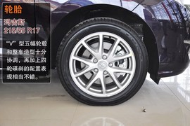   商务家用两相宜 2013款比亚迪M6到店实拍