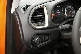   2017款Jeep自由侠 180TS 自动四驱越能敞篷版