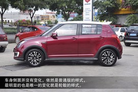   2013款铃木雨燕20周年限量版到店图解