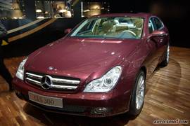 奔驰CLS300 09上海车展实拍