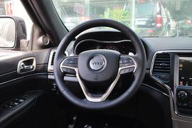   2014款Jeep大切诺基3.0L手自一体舒享导航版
