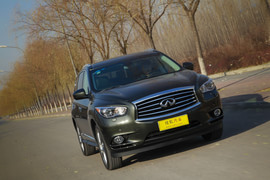   主打舒适的7座SUV 试英菲尼迪JX35全能版