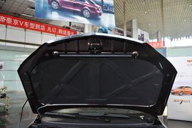   2013款吉利帝豪EC7-RV 1.5L手动尊贵型