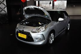   2012款DS3 1.6L手自一体时尚版
