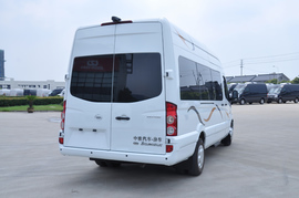   2013款中欧奔驰房车适豪C型
