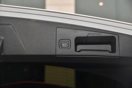 2017款凯迪拉克XT5 周年庆版 28T 四驱铂金版