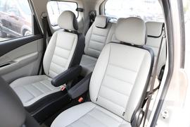   2016款东风风行S500 1.6L CVT尊享型