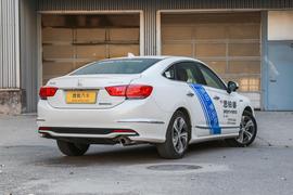   2017款 思铂睿 混动 2.0L 净驰版