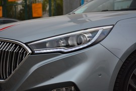   2018款 红旗 H5 30TD 智联御动版