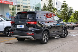  2018款 北汽幻速S7 1.5T 自动尊贵型