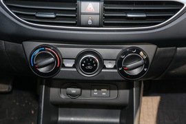   2018款 现代 悦动 1.6L 自动悦心版DLX
