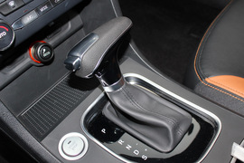   2019款奔腾B50 1.4T 自动精英型