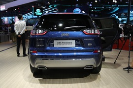   Jeep全新自由光 广州车展实拍
