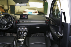 2018款马自达CX-3 2.0L 自动豪华型
