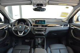  2019款宝马X2 sDrive25i 领先型M越野套装 国VI