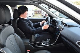   2020款现代ix25 1.5L CVT尊贵型