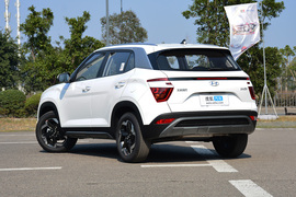   2020款现代ix25 1.5L CVT尊贵型