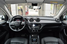   2019款东南DX3新能源 EV400 豪华版