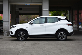   2019款东南DX3新能源 EV400 豪华版