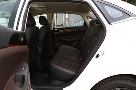   2019款 长安逸动DT 1.6L 自动智享型 国VI