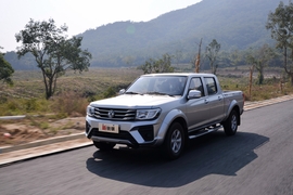   2021款东风锐骐皮卡 2.4T柴油两驱小康版基型车