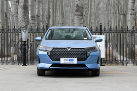   2021款启辰D60 PLUS 1.6L XV CVT智领版