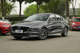   2021款 现代名图 1.8L CVT精英版GLX