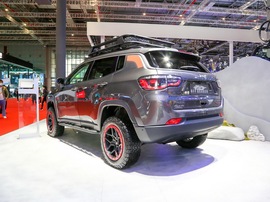   Jeep指南者越野改装版 上海车展实拍