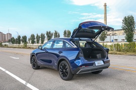   2021款启辰大V 260T天王版
