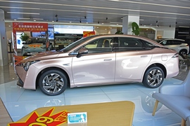   2021款广汽埃安AION S Plus 80 超长续航版