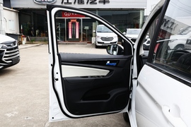 2021款长安欧尚长行 1.5L 手动豪华版