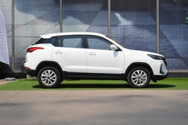   2021款BEIJING-X3 1.5T CVT荣耀版PLUS