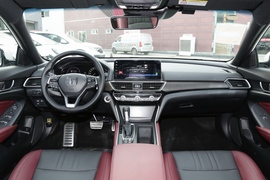   2022款本田英仕派 260TURBO 精耀版