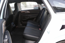   2021款小鹏P5 550E