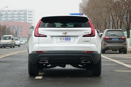   2022款凯迪拉克XT4 28T 两驱风尚型