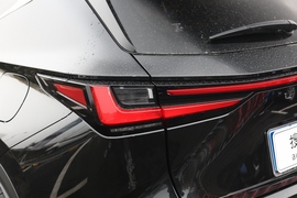   2022款雷克萨斯NX 260 前驱 创悦版