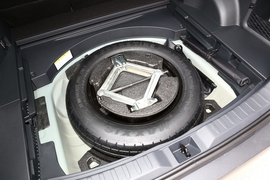   2022款丰田威兰达 2.0L CVT两驱豪华PLUS版