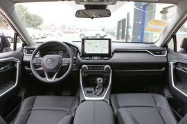   2022款丰田威兰达 2.0L CVT两驱豪华PLUS版