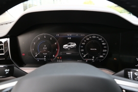   2022款大众途锐 3.0TSI 锐享版 曜黑运动套装