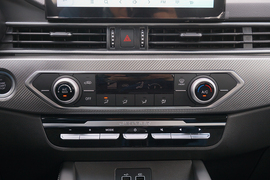   2022款捷途X70S 1.5T 手动芳华版 5座