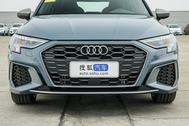   2022款奥迪A3L Limousine 35 TFSI RS套件燃速型