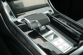   2022款奥迪Q8 45 TFSI 豪华动感型