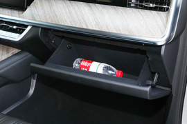  2022款坦克500 3.0T 商务版 登峰型 5座