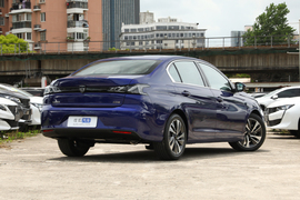   2022款标致408 1.6T顶配型